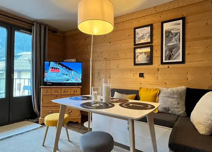 Le 41 Du Lyret - Type Pour Deux Avec Vue Sur Les Aiguilles Dans Centre Chamonix